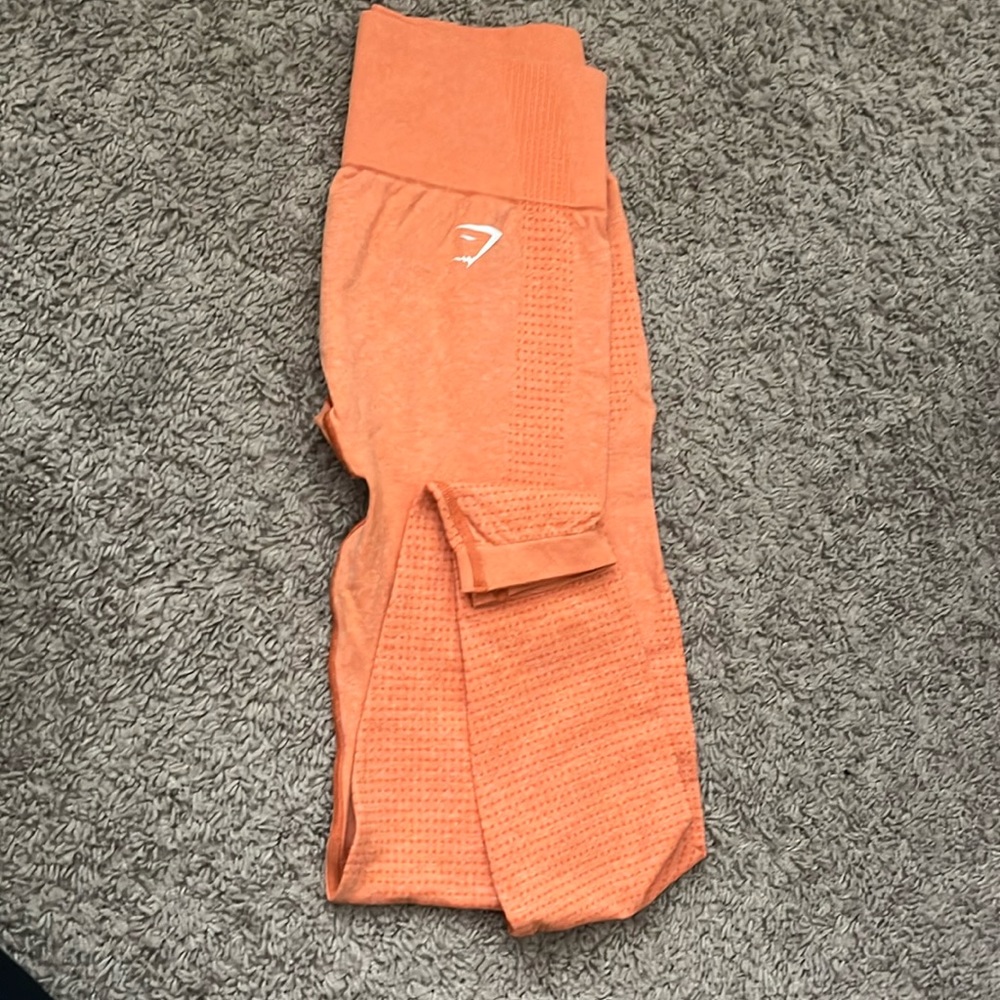 Gymshark Medium Vital Seamless 2.0 Leggings in shade Apricot Orange Marl